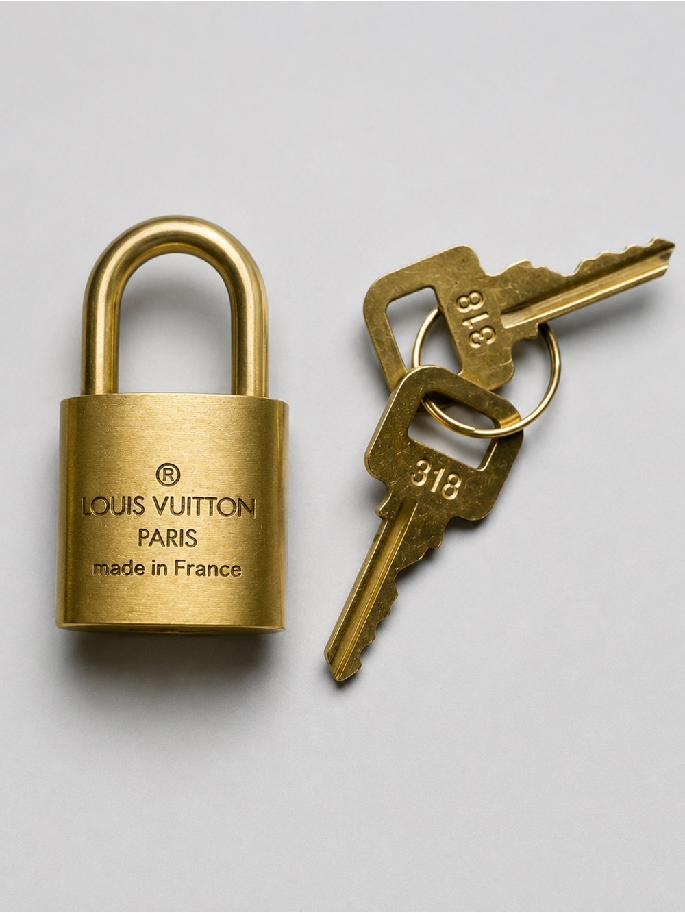 Louis Vuitton #318 Gold Brass Lock & Key Charm Set 🔐